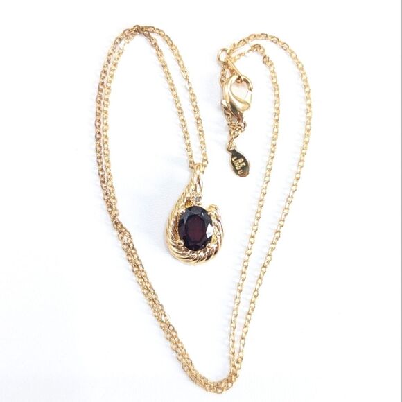 GE LIND Signed Vintage Garnet Rhinestone Glass Necklace Gold Electroplated - Picture 1 of 5